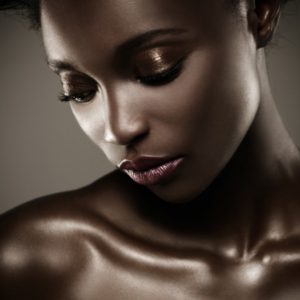 black-woman-sunscreen-protection